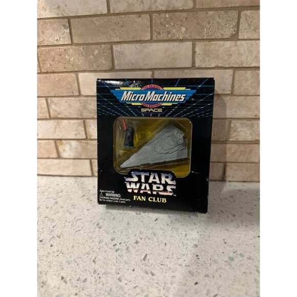 Star Wars Micro Machines Space Fan Club Imperial Star Destroyer w/ Darth Vader - Picture 1 of 3